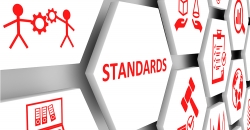 imosaico con la palabra "standars" e iconos que representan diversos sectores
