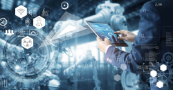 Foto de una tablet con iconos industriales