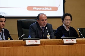 Foto ponentes en "Encuentro Aporta 2016" Foto ponentes en "Encuentro Aporta 2016"