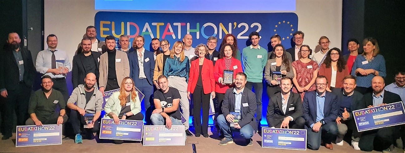 foto de los ganadores del EU datathon 2022